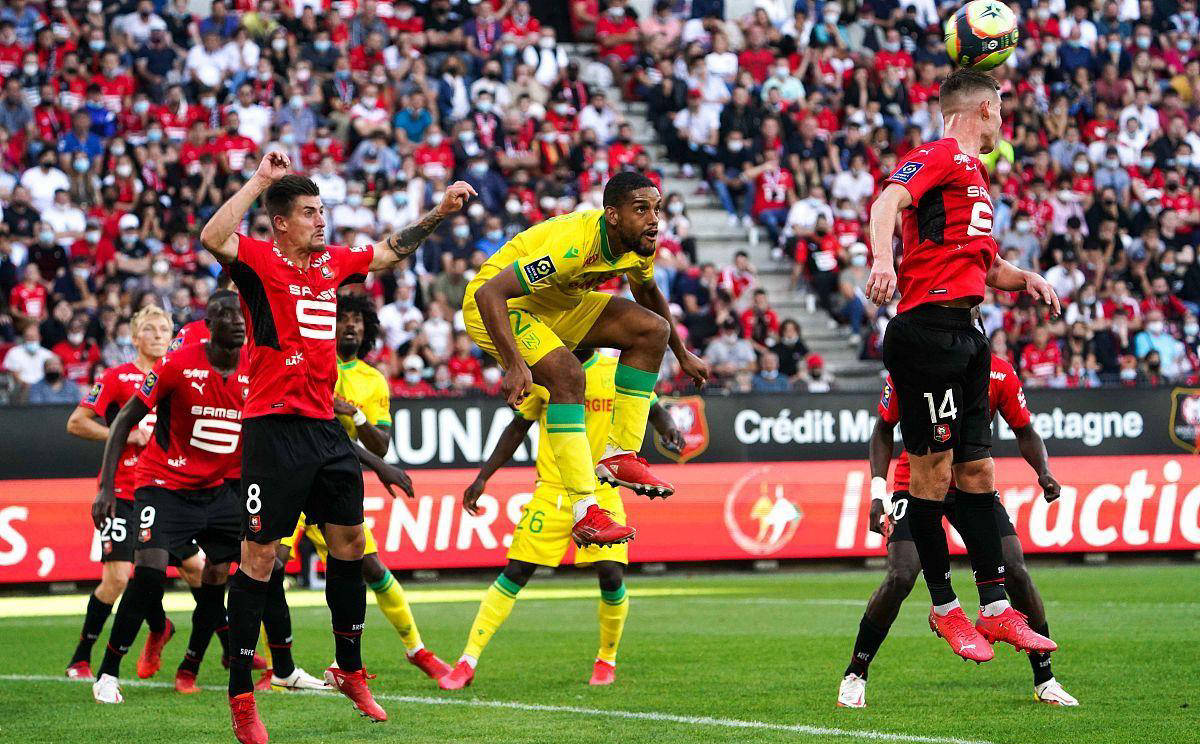 关于雷恩大胜里尔，主场斩获关键胜利提升排名的信息