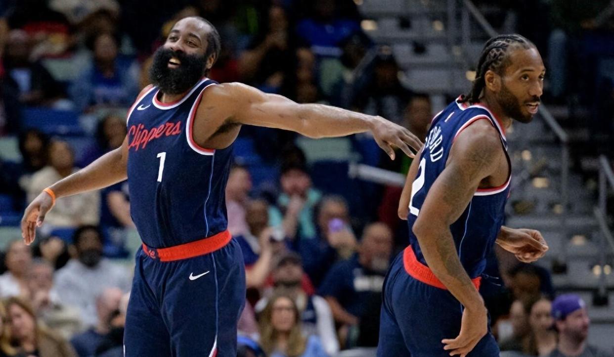 快船绝杀时刻，引发争议点燃赛场，球队未来可期迎来胜利！的简单介绍